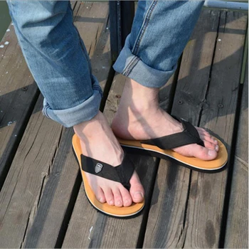 

Summer Men Beach Flip-flops New Indoor Lightweight Non-slip Bathroom Home Men Slippers Stylish EVA Cushioning Toe Men Sandals