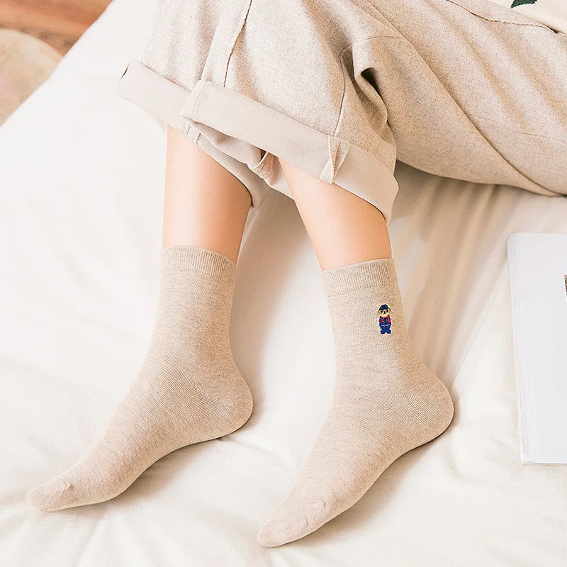 

Fashion Cartoon Animal Embroidered Women Cotton Socks Autumn Winter Mid Tube Ladies College Style Short Sock