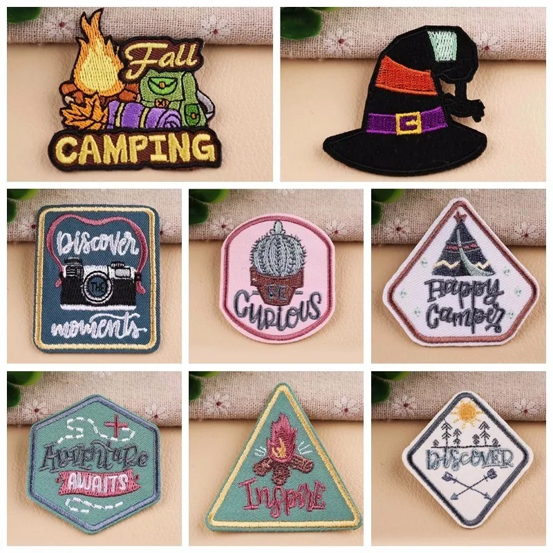 

1PCS NEW Halloween Witch Hat Patches camera Badges Patch For Clothing Logo for Bonfire Patches Embroidery Tent Badge Sticker