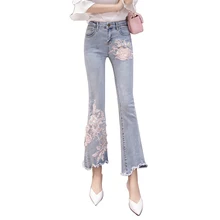 Винтажные расклешенные брюки женские летние 3D Цветочные Вышивка жемчужные бусины джинсовые брюки эластичные джинсы с высокой талией обтягивающие джинсы синие