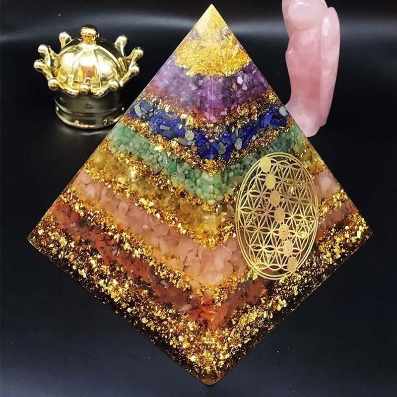 Orgonita Pirámide de energía de siete chakras, suministros de adivinación de Aura, adornos de meditación de Yoga, artesanía de resina, protección EMF, piedra de la suerte