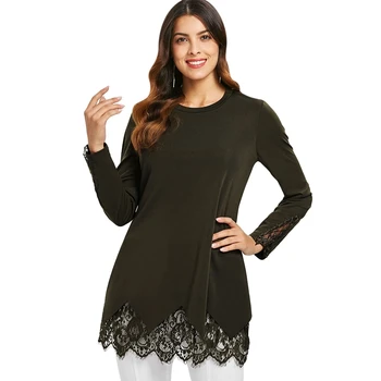 

Round Neck Eyelash Lace Hem Women T-shirt