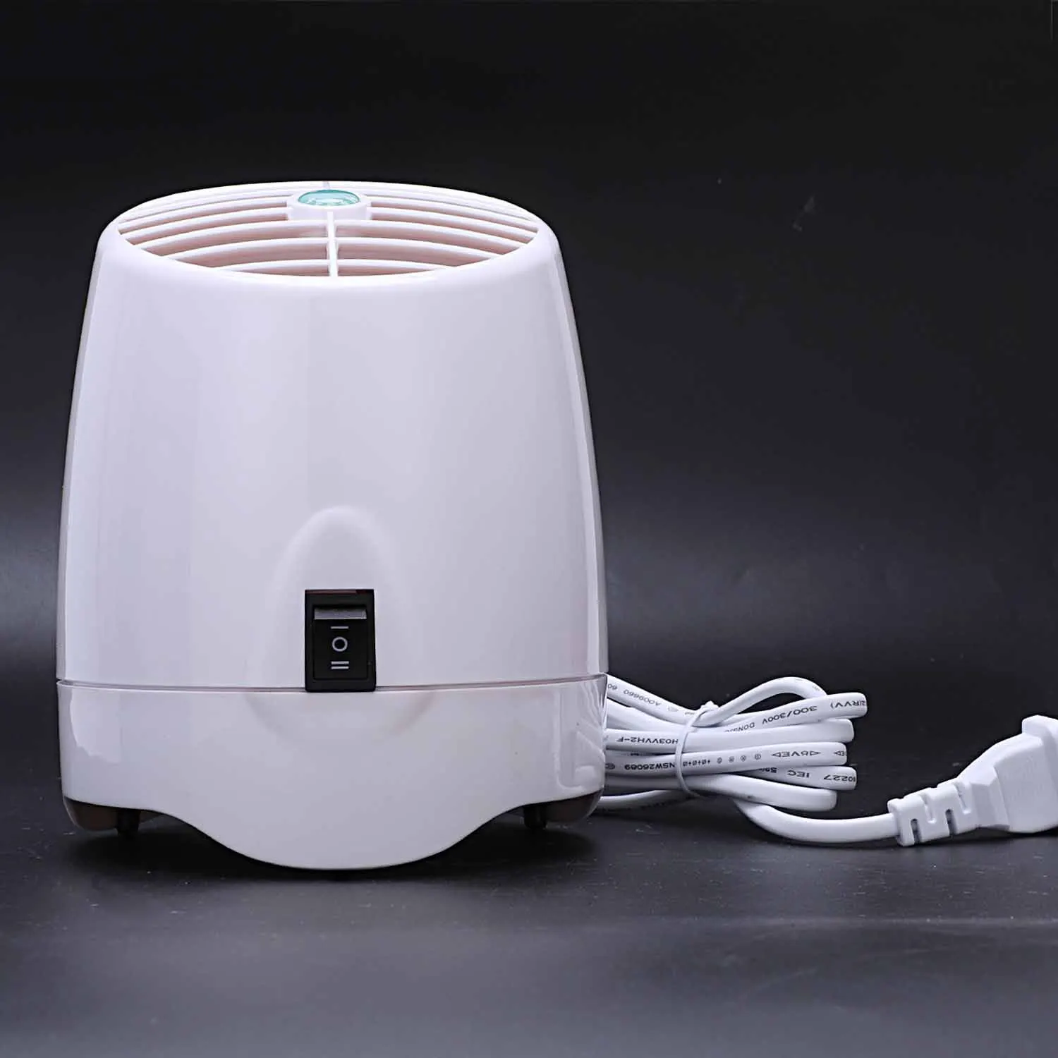 

Home And Office Air Purifier With Aroma Diffuser, Ozone Generator And Ionizer, GL-2100 CE ROHS EU Plug