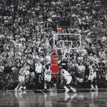 Michael Jordan Last Shot Title Winning In Chicago Poster Print (36 x 24) | Дом и сад
