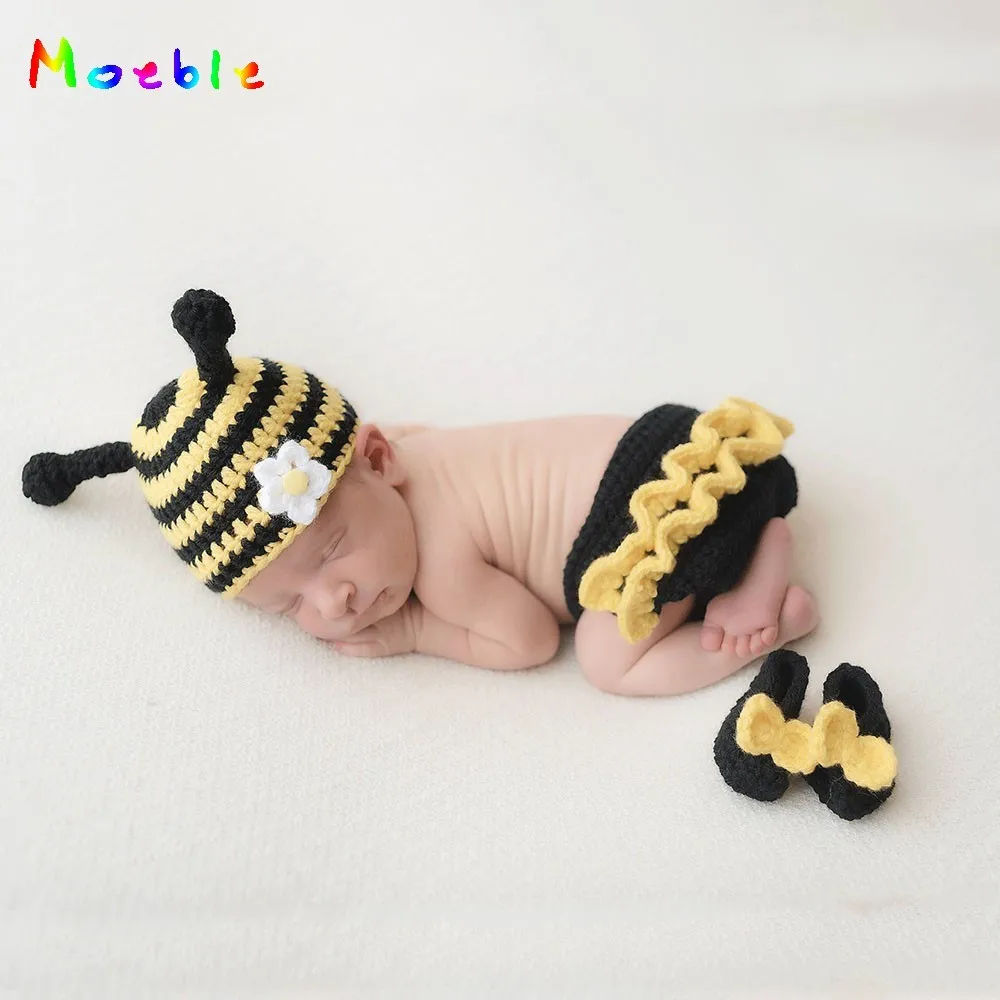 crochet bumble bee baby outfit