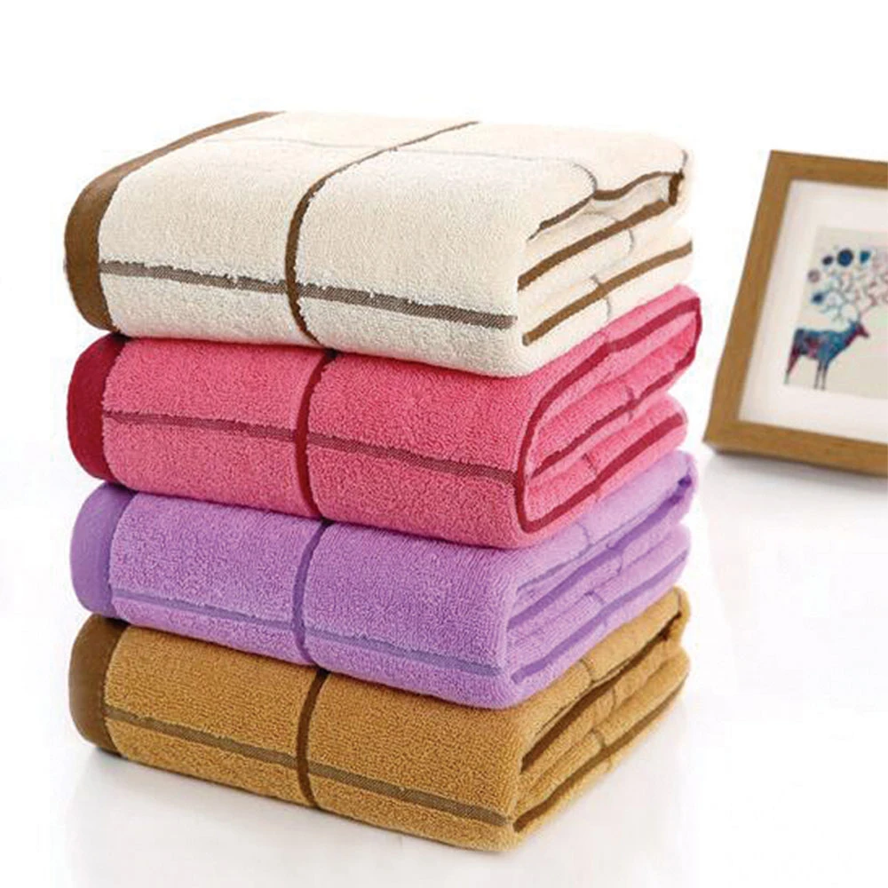 

1PcsCotton large square thick bath towel Cotton Bath Towels Ultra Soft Highly Absorbent for Bathroom 140*70cm 4color (optional)