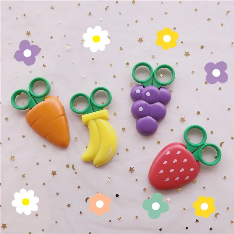 

SIXONE Originality Fruits Modeling Scissors With Magnet Refrigerator Subsidies Hand Account Portable Art Designer Small Scissors