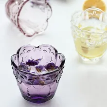 Тисненый персик сердце стеклянная чашка лепестки цветов вишни чашка кофе кружки молочный напиток стакан воды сок холодный прозрачный кофе чашка