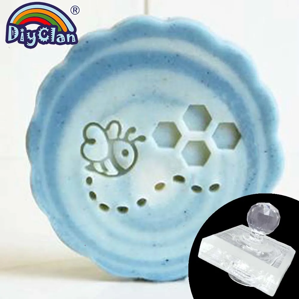 

Fly Bee Handmade Soap Stamp Honeycomb Natural Soap Making Stamps Tools Transparent Resin Acrylic Chapter Custom