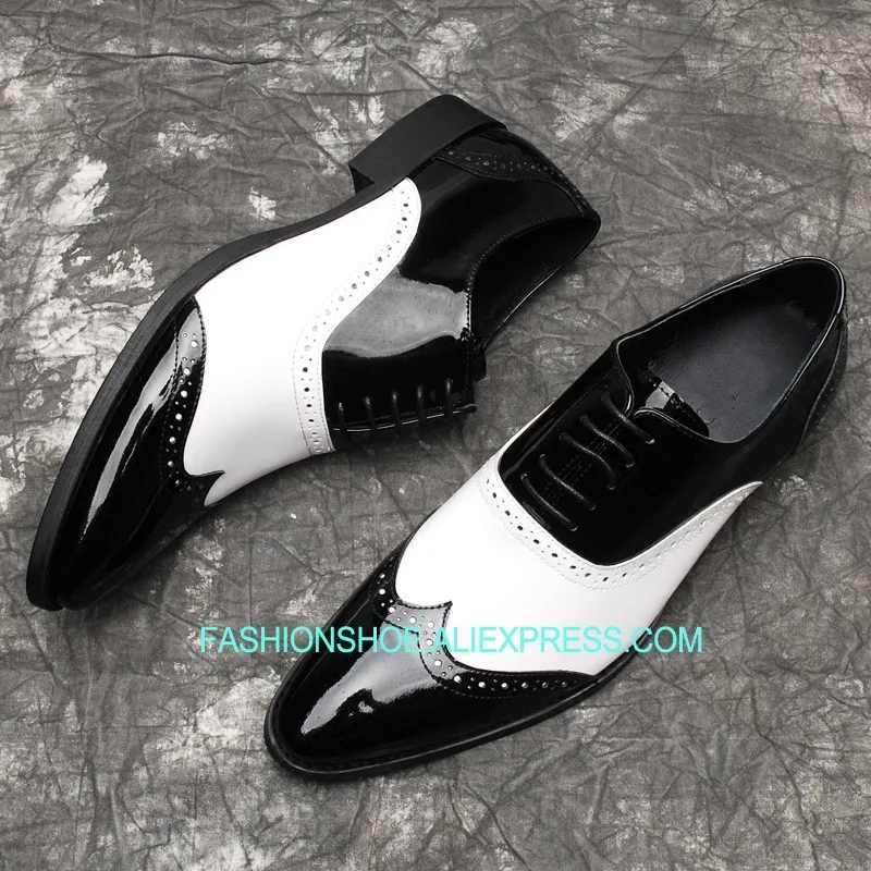 

Vintage Brogue Carved Shoes for men Flat heel Genuine leather Fashion Hot Mens Formal Business Shoes