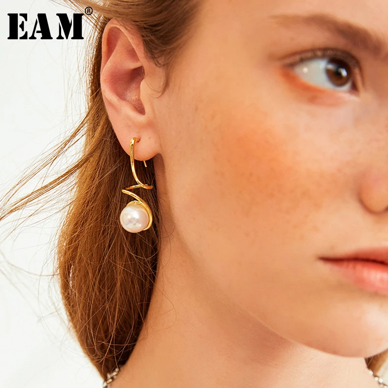 

WKOUD EAM Jewelry / 2018 New Fashion Temperament Irregular Geometric Stitching Imitation Pearl Earrings Women Accessories S#R137