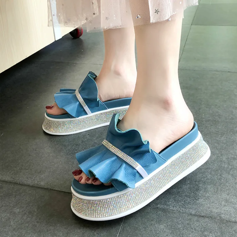 

2019 Summer New Thick-Bottom Platform Crystal Slippers Casual Black Shoes for Women Beach Sandals Flip Flops Zapatillas De Mujer