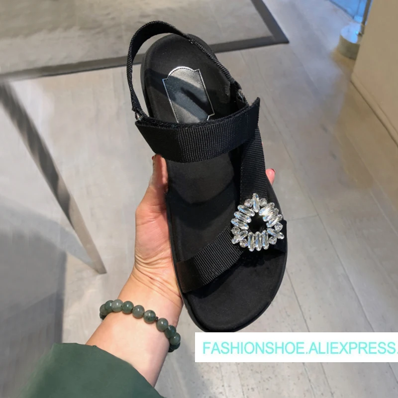 

2019 New Summer Casual Sandals Shoes Woman Design Crystal Buckle Cozy Flats Woman Sandals Hook&Loop Beach Sandals Mujer Shoes