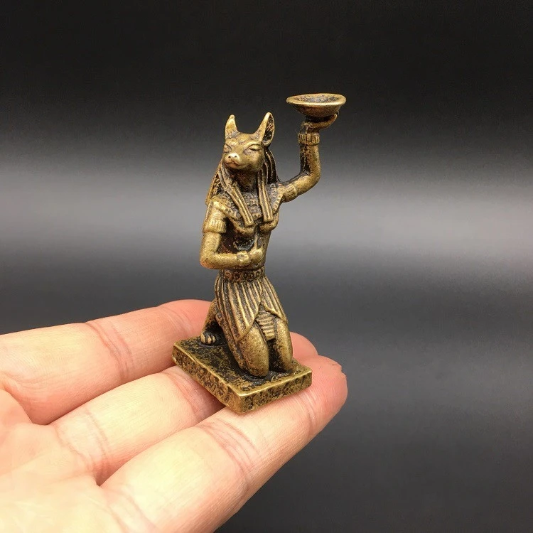 Коллекция китайский латунный резной Anubis, древний Египетский собачий человек ладан вставка изысканные маленькие статуи
