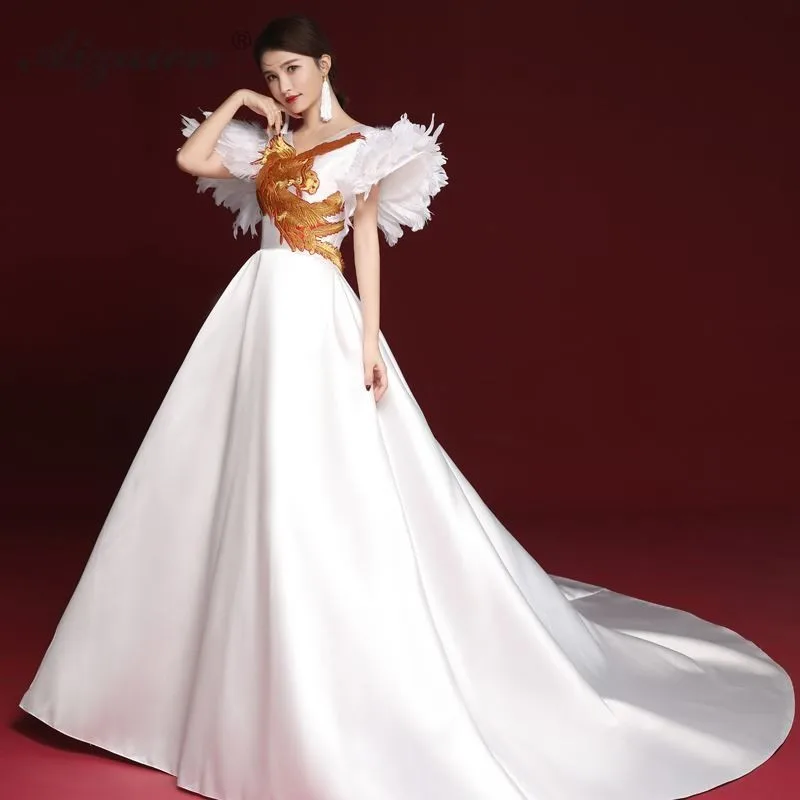 Роскошные белые для женщин Вечеринка Платья для Chinoise V образным вырезом Длинные Cheongsam модное шоу Qi Pao китайское традиционное платье