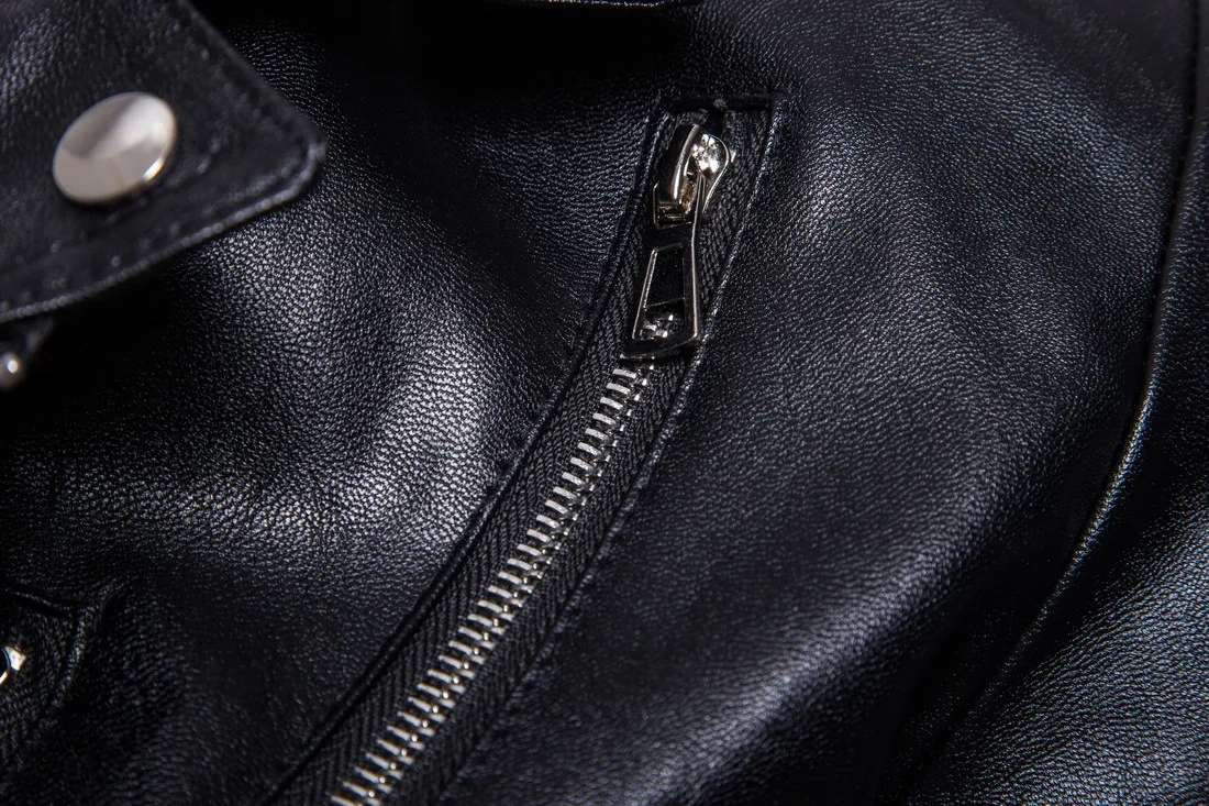 Factory Direct Brand Men's Aowofs2019 New Men's Motorcycle Leather Jacket Men's Leather Jacket Pengkla Chain Motorcycle Leather Factory Direct Brand Men's Aowofs2019 New Men's Motorcycle Leather Jacket Men's Leather Jacket Pengkla Chain Motorcycle Leather
