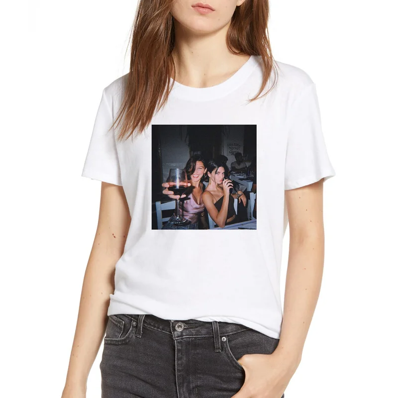 

Women's Funny Printed Beautiful Kardashian Streetwear Comfortable Cotton Graphic Tees Women Kawaiie Style Harajuku T-shirt