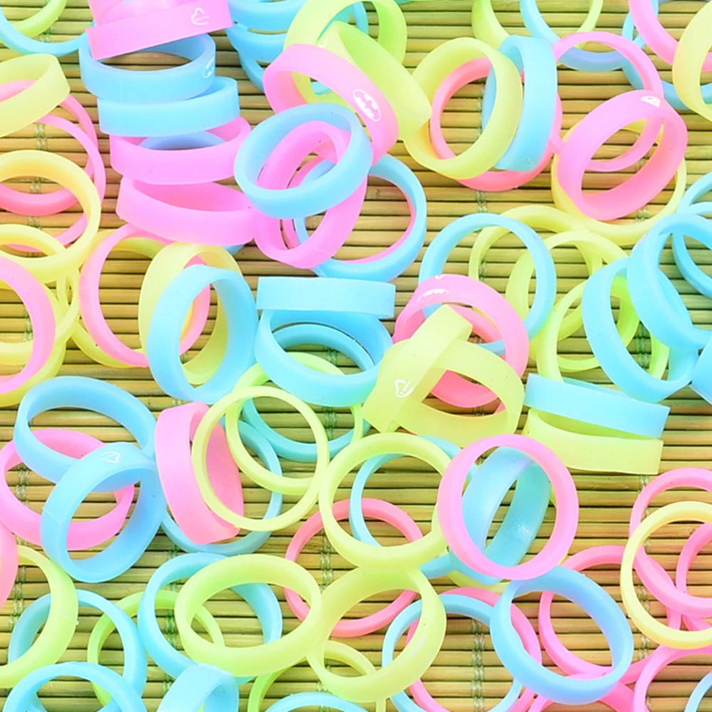 

5pcs/lot Party Evening Night Light Glow Luminous Universal Silicone Ring Fluorescent Cute Silicone Finger Ring Band Random Color