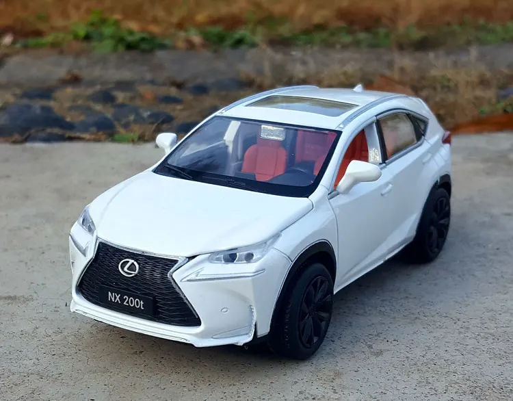 Масштаб 1:32 для LEXUS NX 200t литый под давлением металлический сплав Роскошная