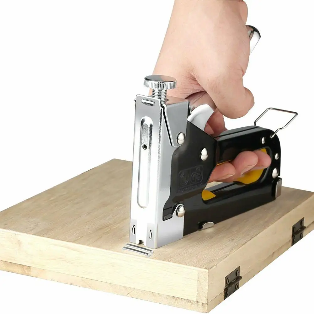 

SOLLED Hand Nail Gun Furniture Stapler For Framing Paper Window with 600pc Staples Woodworking Tacker Tools