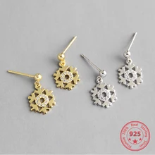

2019 New Arrival Pure 925 Silver European American New Design Concise Gold Zircon Snowflake Stud Earring Student Fine Jewelry