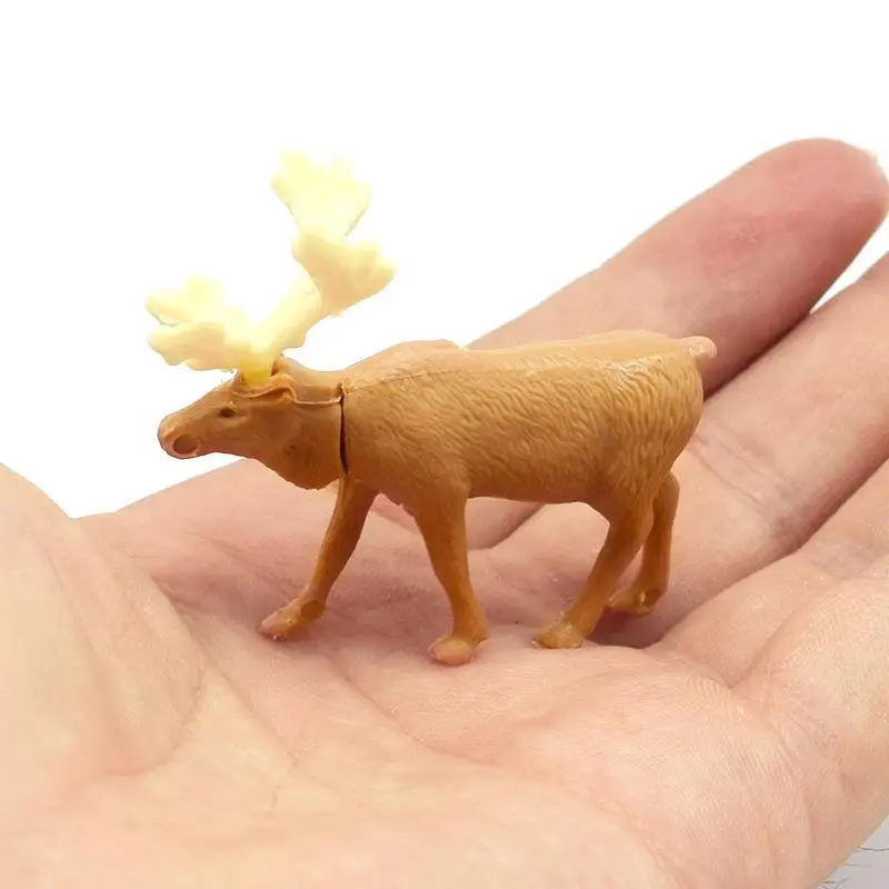 

1Pcs Model Block Assemble Elk Toys DIY Egg Home Decorations Elk Small Fun Toys Children Kids Christmas Gifts Random Color