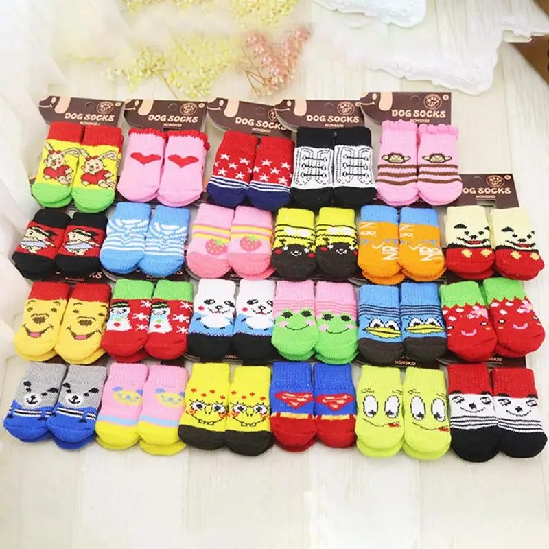 Beste 4 stks Warm Puppy Hond Schoenen Zachte Acryl Pet Knits Sokken Leuke Cartoon Anti Slip Anti Slip Sokken Voor Kleine honden Pet Producten S M L