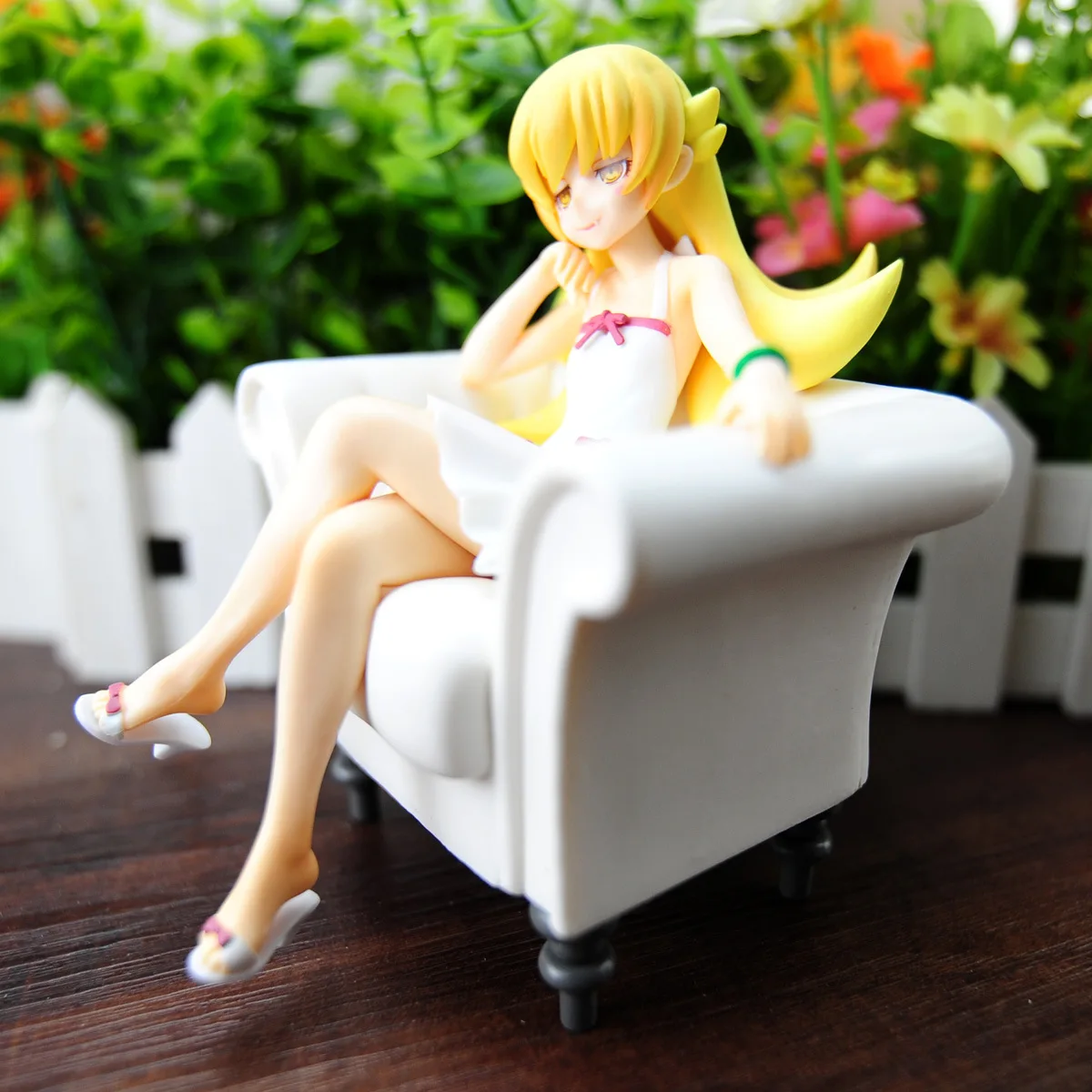 Японское аниме фигурка Nisemonogatari Oshino Shinobu диван Ver. 1/8 масштаб окрашенная фигурка модель 13 см Коллекционная Подарочная Рождественская кукла