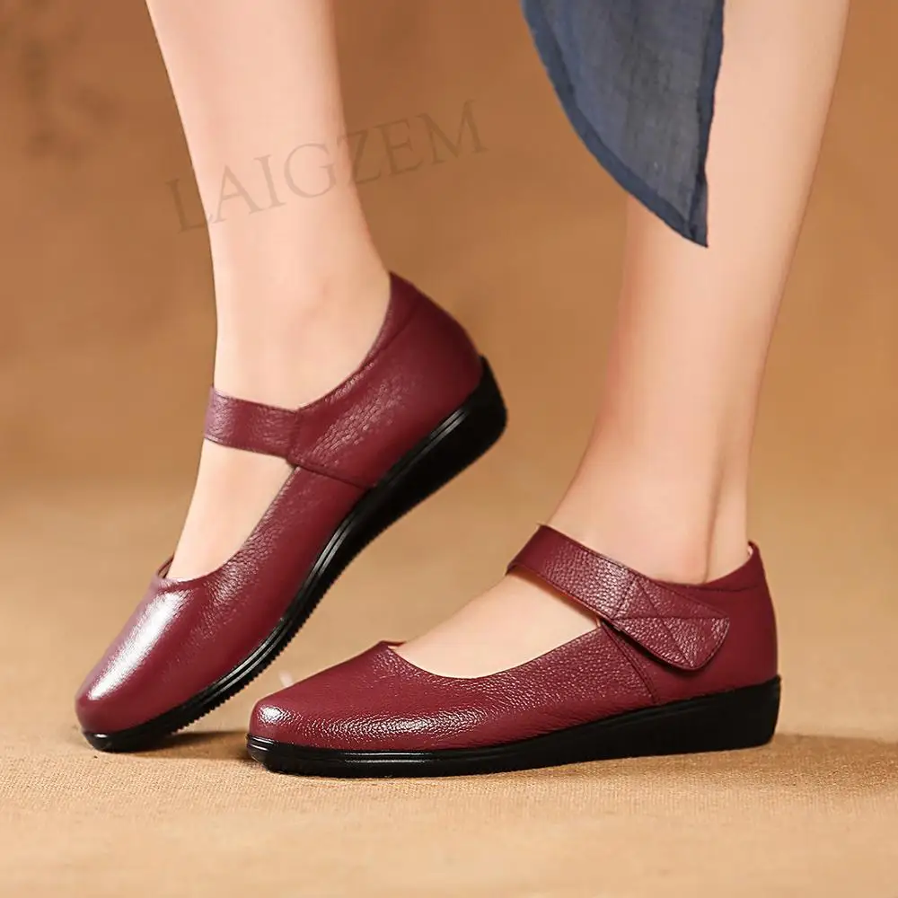 

LAIGZEM Vintage Women Flats Genuine Leather Soft Bottom Handmade Shoes Women Driving Mother Comfort Zapatillas Mujer Shoes Woman