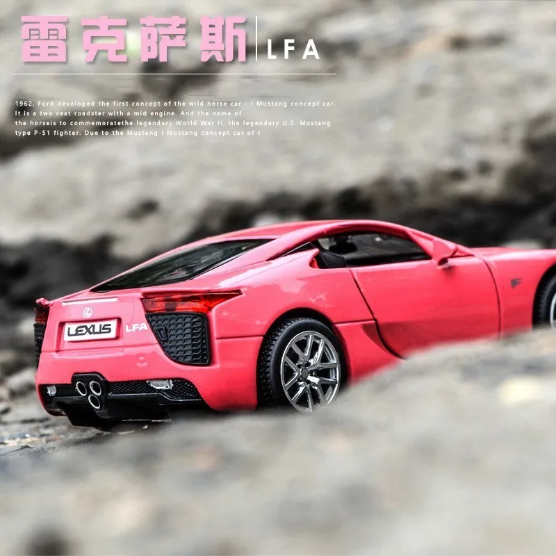 Розовый Lexus 1:32 Сплав Салон Девушки светильник и звук оттягивать автомобиль розовый милый литой автомобиль дочь лучший подарок детские игрушки