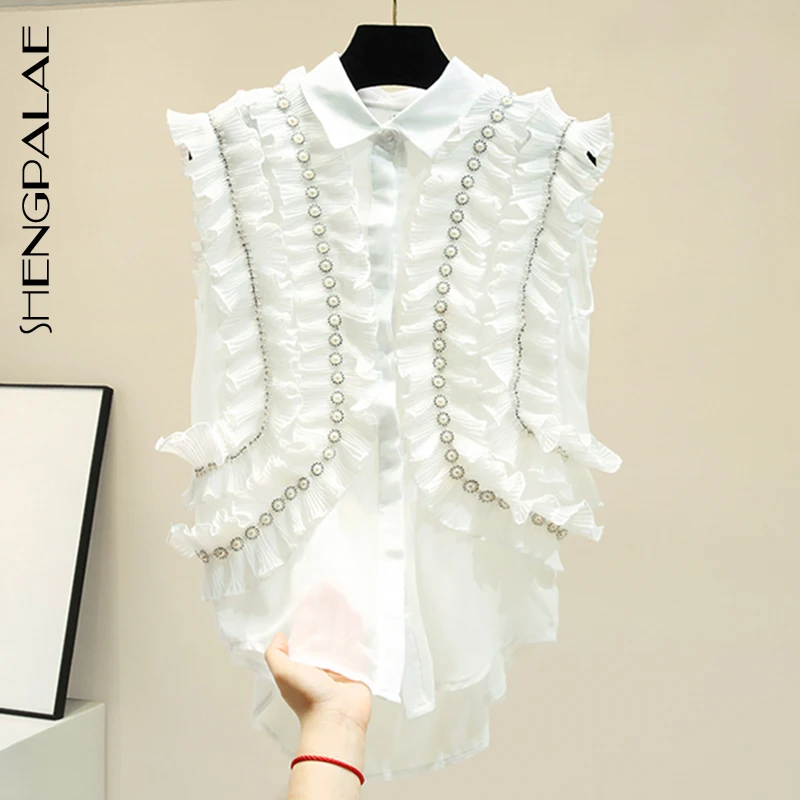

SHENGPALAE Casual Off Shoulder Ruffles Blouse Women Lapel Sleeveless Pearl Oversize Shirt Female Spring Fashion 2019 New FM357