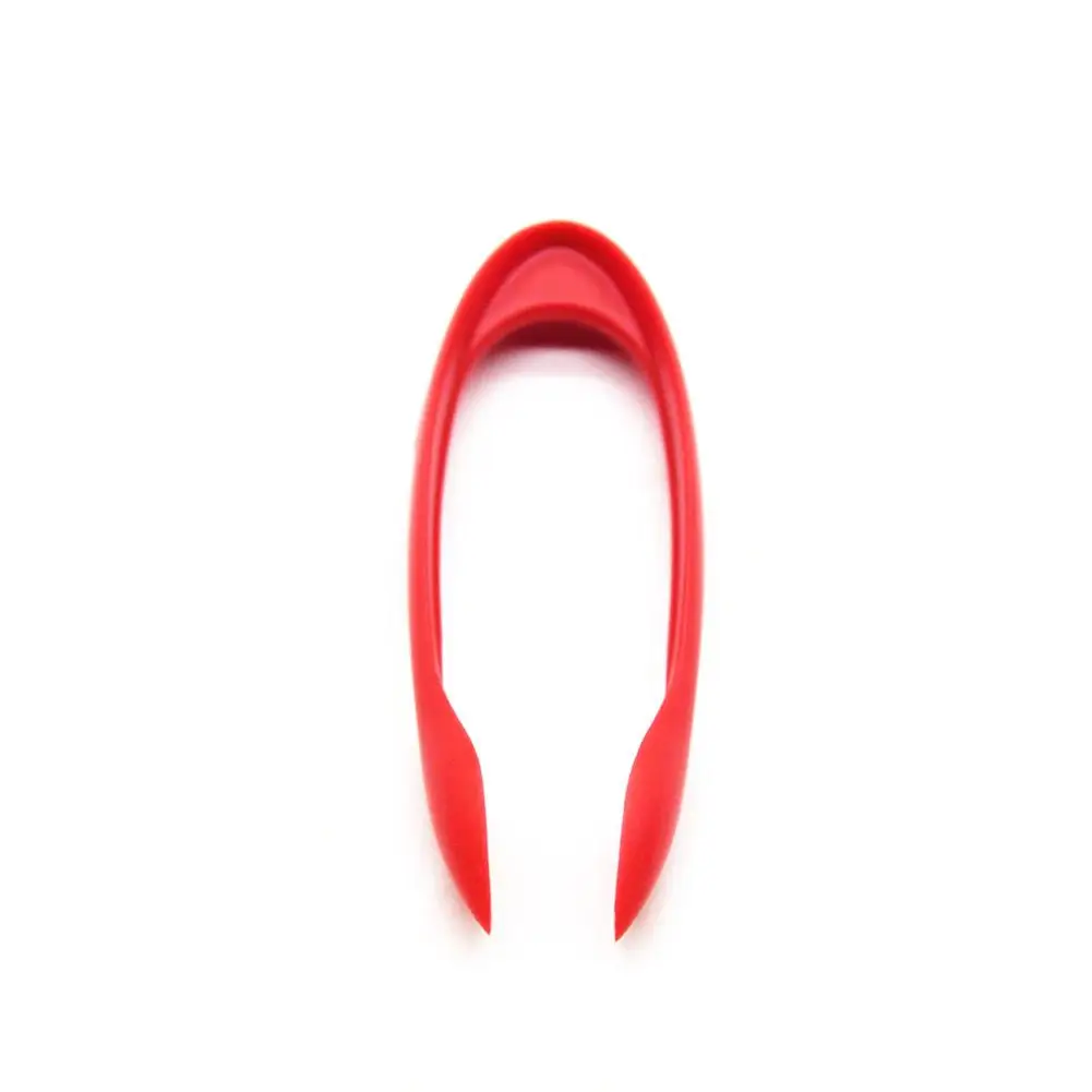 

Plastic Strawberry Digger Is Easy To Clean Fruit And Vegetable To The Pedicure Portable Household Kitchen Accessories