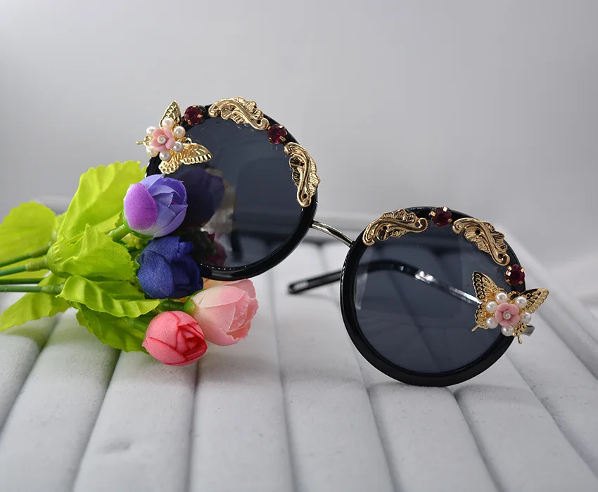 Круглый ручной работы вырезка розы солнцезащитные очки для женщин для брендовая Дизайнерская обувь Защита от солнца очки зеркало жемчужина-бабочка