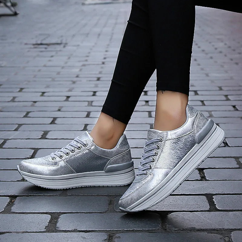 

Women Sneakers Shoes Woman Flats Shoes Silver Fish Scale Design Bling Shiny Vulcanize Shoes Flats Sneakers Female