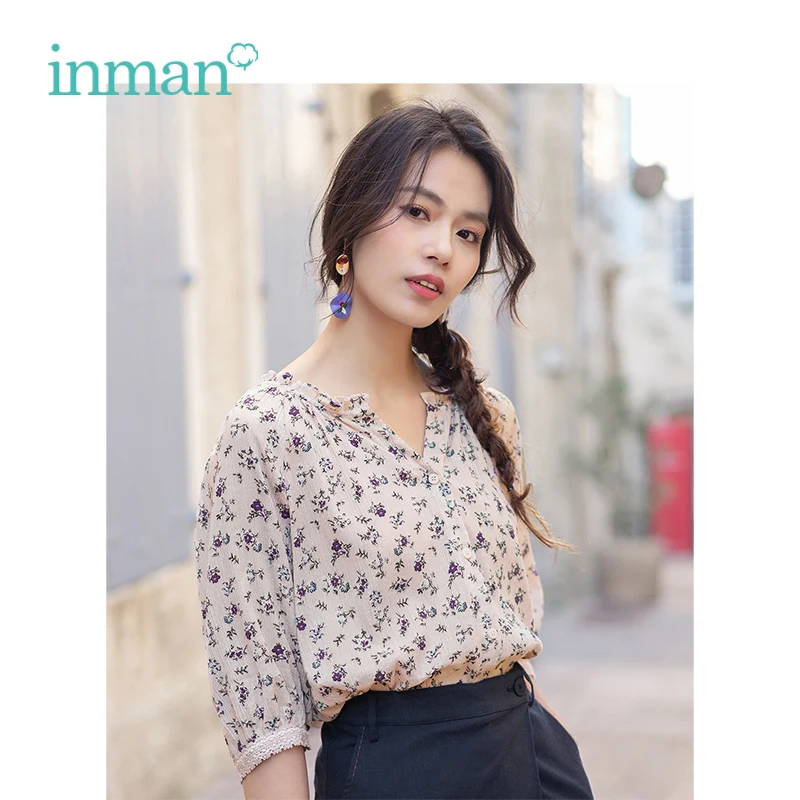 

INMAN 2019 Summer New Arrival V-neck Retro Floral All Matched Holiday Style Loose Slim Medium Sleeve Women Shirt