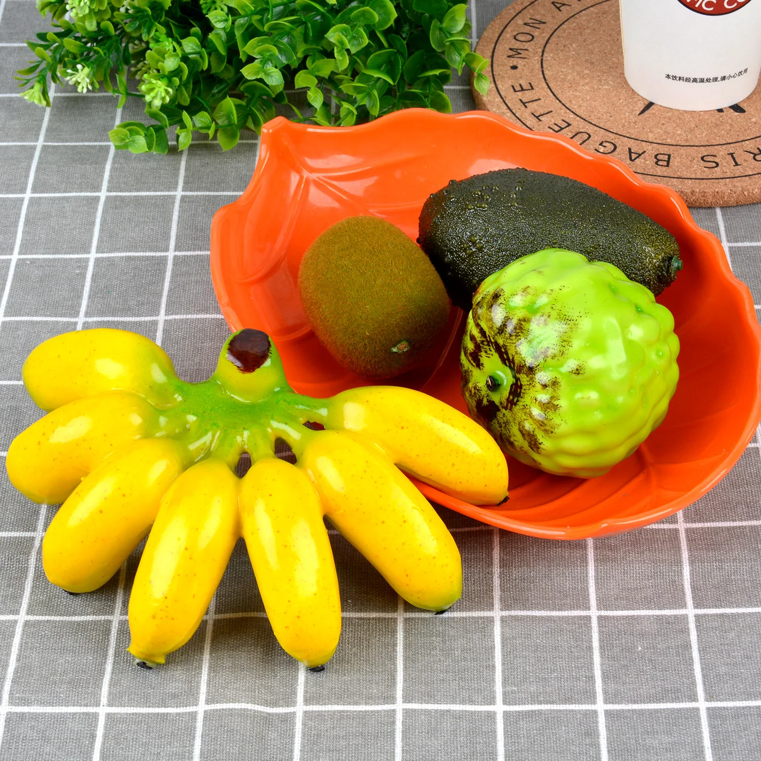 

Artificial Banana Plastic Fruit Avocado kiwi guava For Wedding Decoration EVA Shop Display Fake Fruits Teaching Aids Fruits