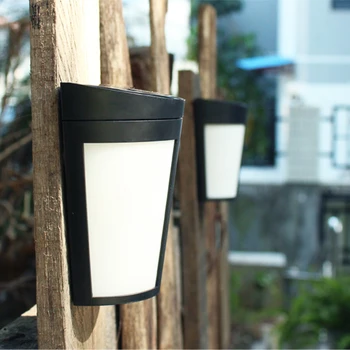 

2019 1W 2LED Solar Powered Energy Wall Lamp 2 Modes Outdoor Light Sensitive Sensor Control Patio Garden Yard Courtyard Portable