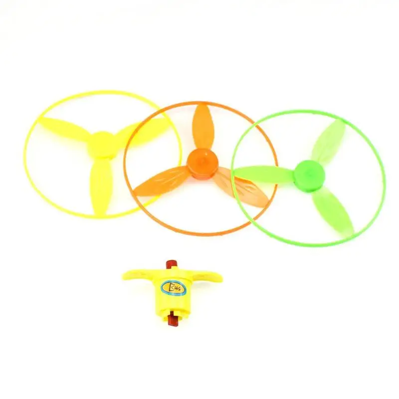 أطفال في الهواء الطلق اليعسوب قاذفة لعبة الأطفال تدور ضوء اليد تحلق الصحن رمي الصيد القرص اللعب مضحك الفتيان الفتيات تحلق لعبة