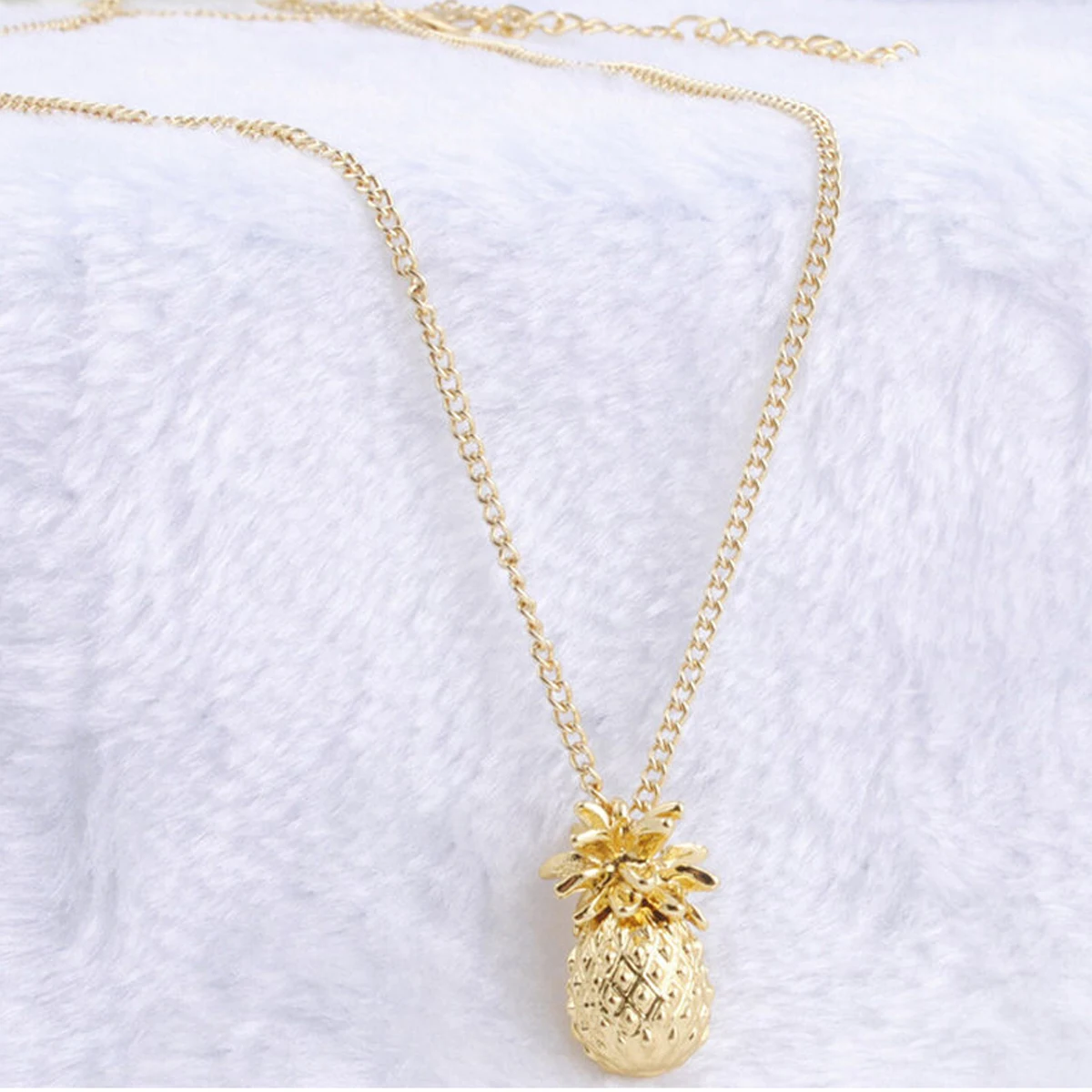 

Women Charm Pineapple Necklace Pendant Bohemian Hawaii Fruit Pineapple Pendant Chain Necklace Vintage Silver Gold Long Necklace