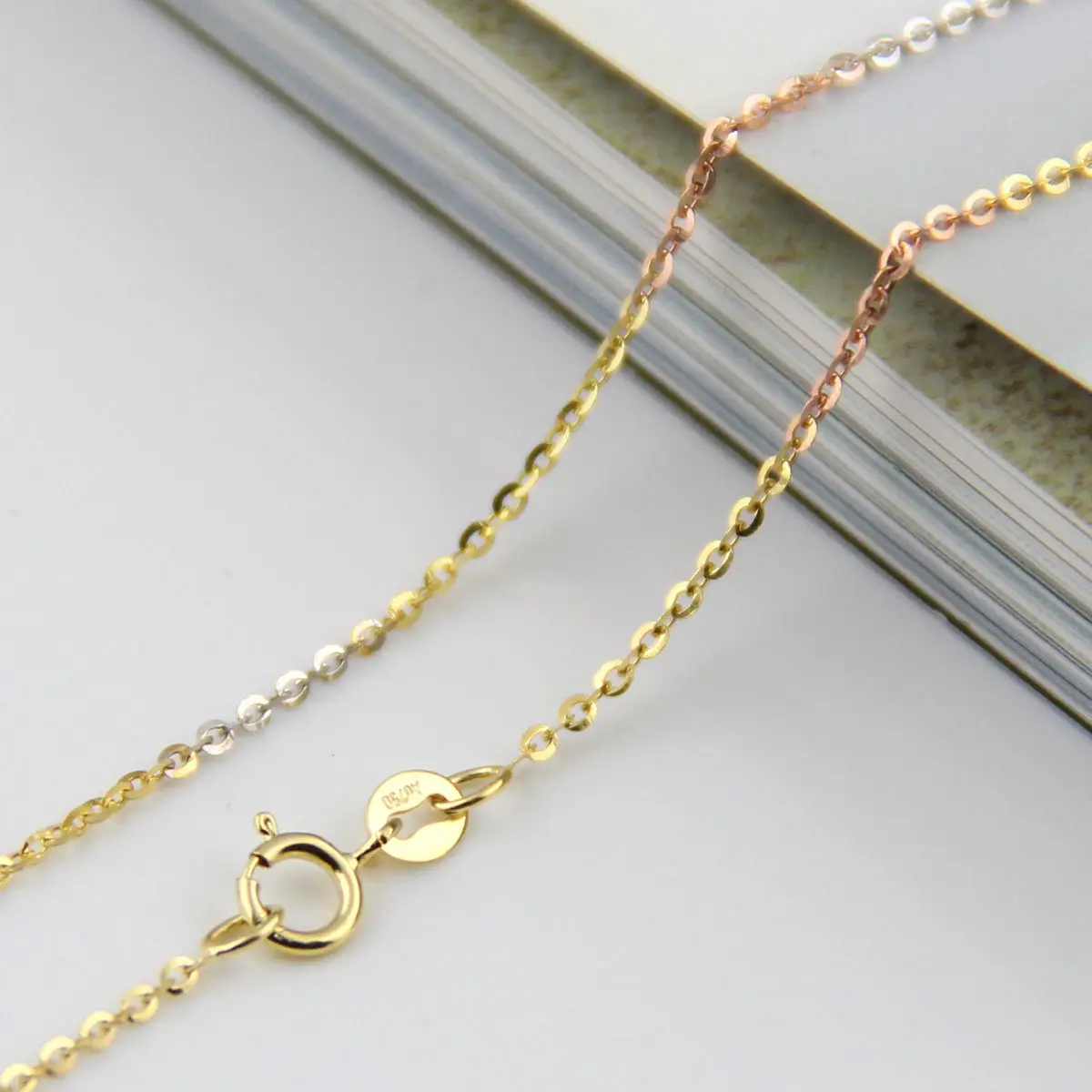 

Authentic 18K Multi-tone Gold Necklace 1.2mm O Link Chain 45cm L Au750