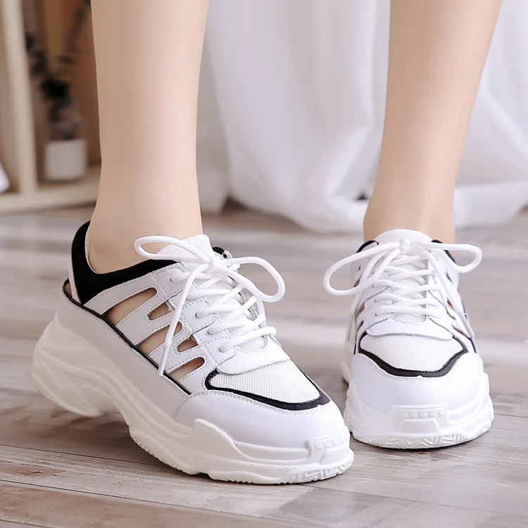 

Shoe Woman 2019 Student Sandals