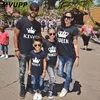 Lowered Family Matching Outfits Dresses Tshirt Look Daddy King Queen Mommy Baby Son Me And Crown MR5B3Mrg