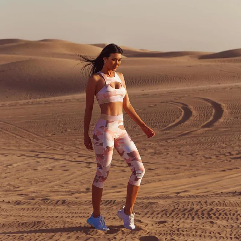 

Pink Camouflage Sexy Sport Suit Women Yoga Set Breathable Gym Sport Wear Elastic Fitness Training Running Dancing Suit