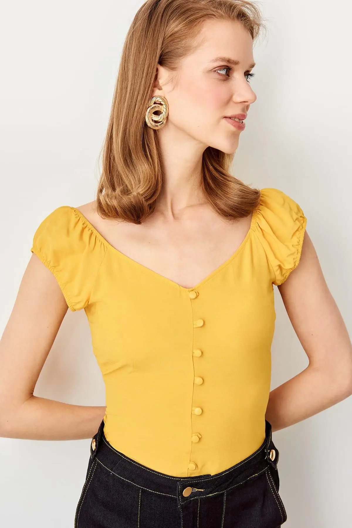 Trendyol желтая кнопка деталь Bluz TWOSS19YD0077| |