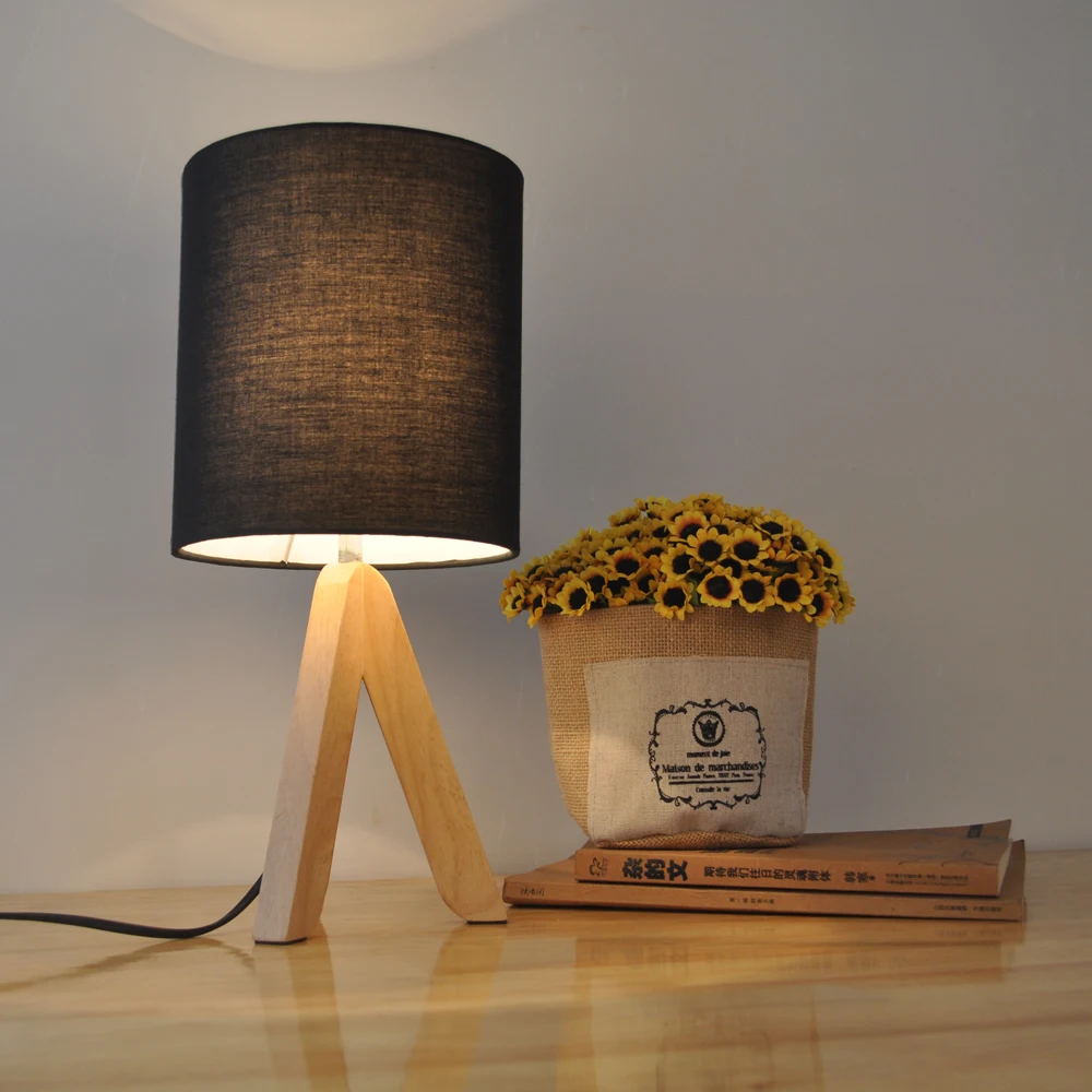 

Creative Triangle Bracket Desk Lamp E27 Table Lamps Decorative Lights For Home / Hotel / Desk / Bedroom