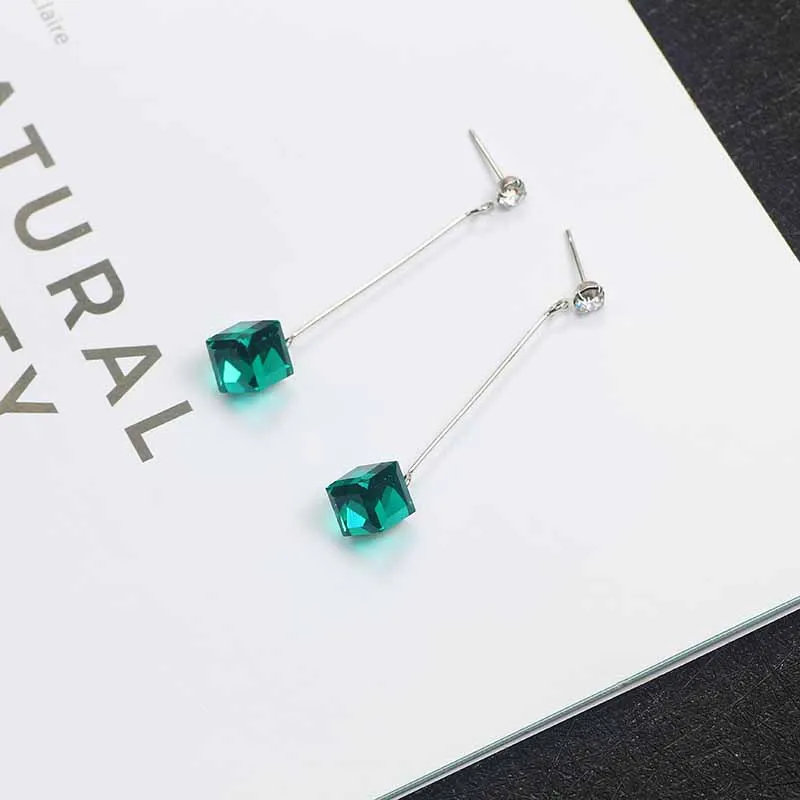 

New style temperament is exceed bright square stereo crystal long paragraph contracted earring is nailed