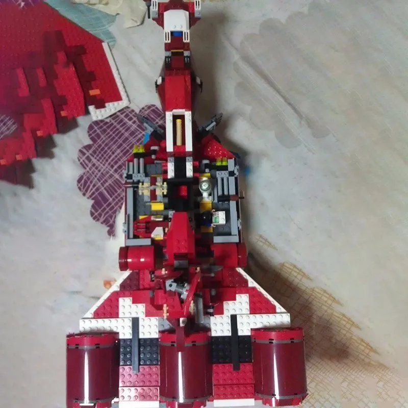 

Lepin 05070 Star Series War Republic Cruiser Assembling Spelling Insert Plastic Building Blocks Alpinia Small Grain Toys 963pcs