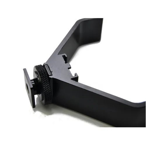 Easy-Hood-Triple-shoe-V-Bracket-V-Shape-10-5CM-Wide-Metal-3-Hot-Shoe-Bracket (2).jpg