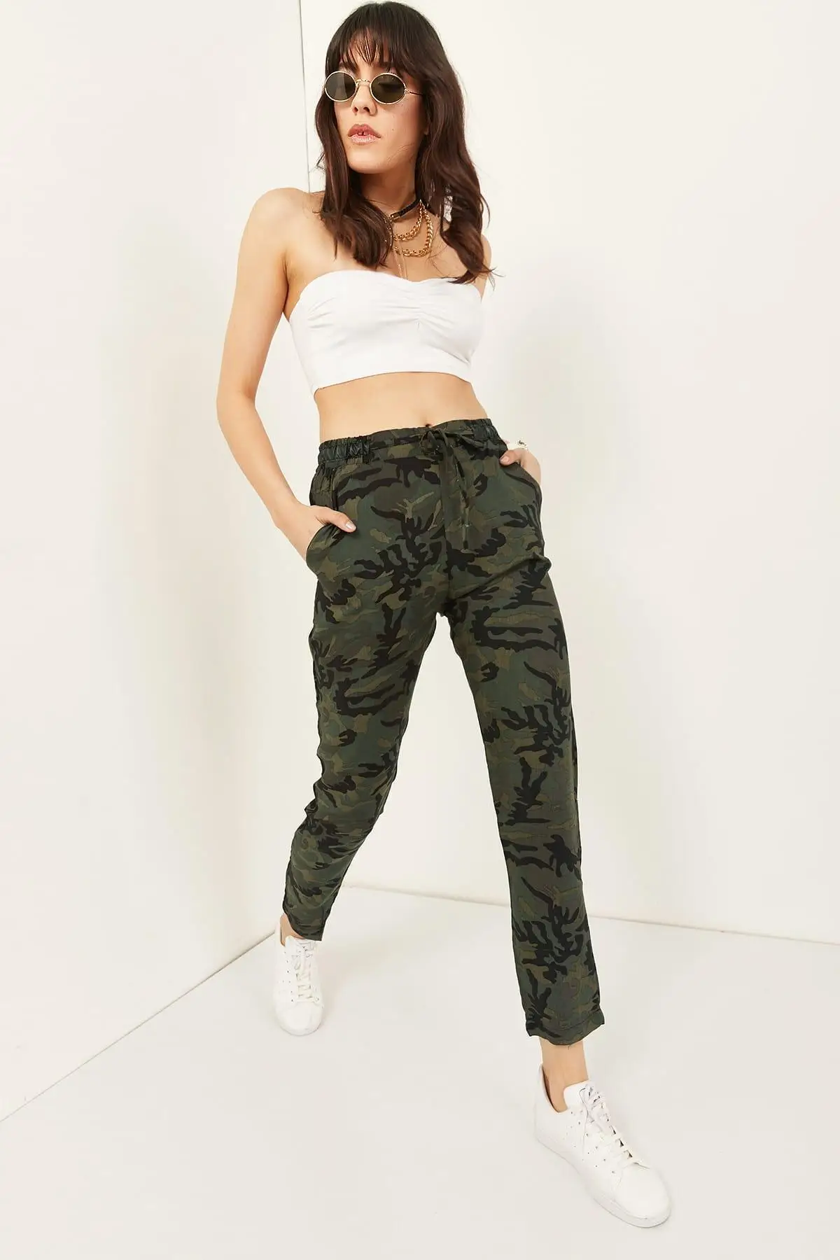 Ola Women Khaki Pockets Waist Fitted Camouflage Viscose Pants PNT 19000013in Pants & Capris