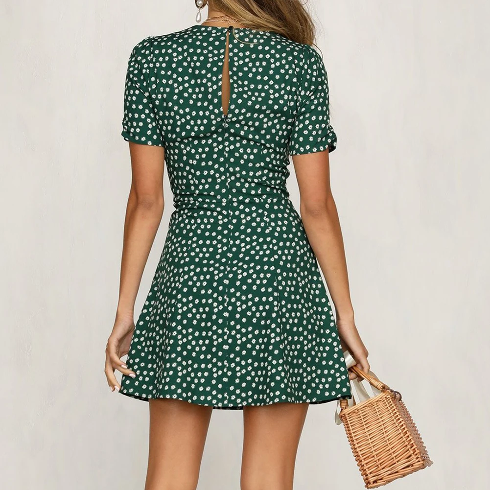 Женское летнее мини платье в стиле бохо желтое вечернее с V образным вырезом и